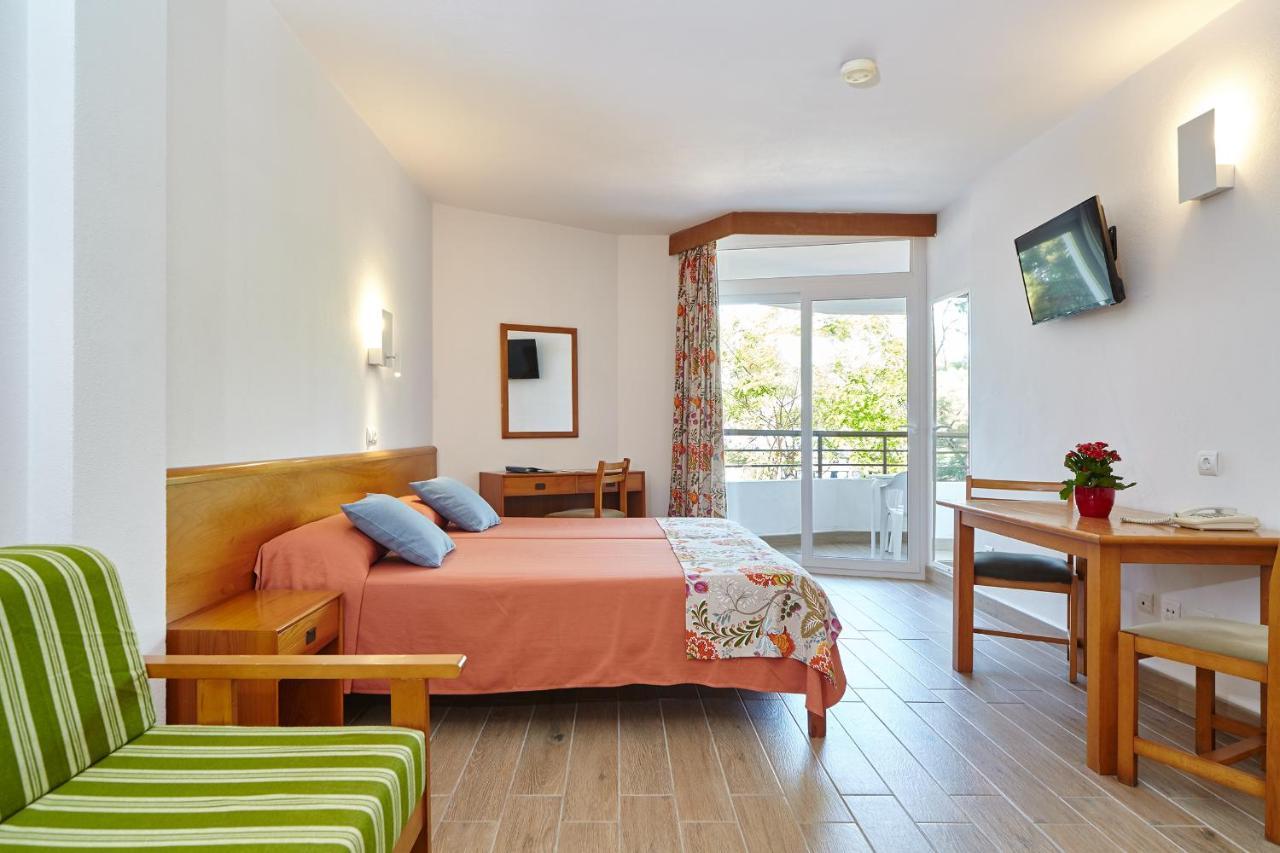 Apartamentos Ses Savines San Antonio  Eksteriør bilde